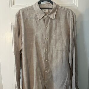 Uniqlo Men’s Long-Sleeve Button-Down Shirt in Light Taupe